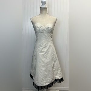 BCBG MaxAzria White Strapless Dress Black Ruffle Lace Bustle‎ Sz 10